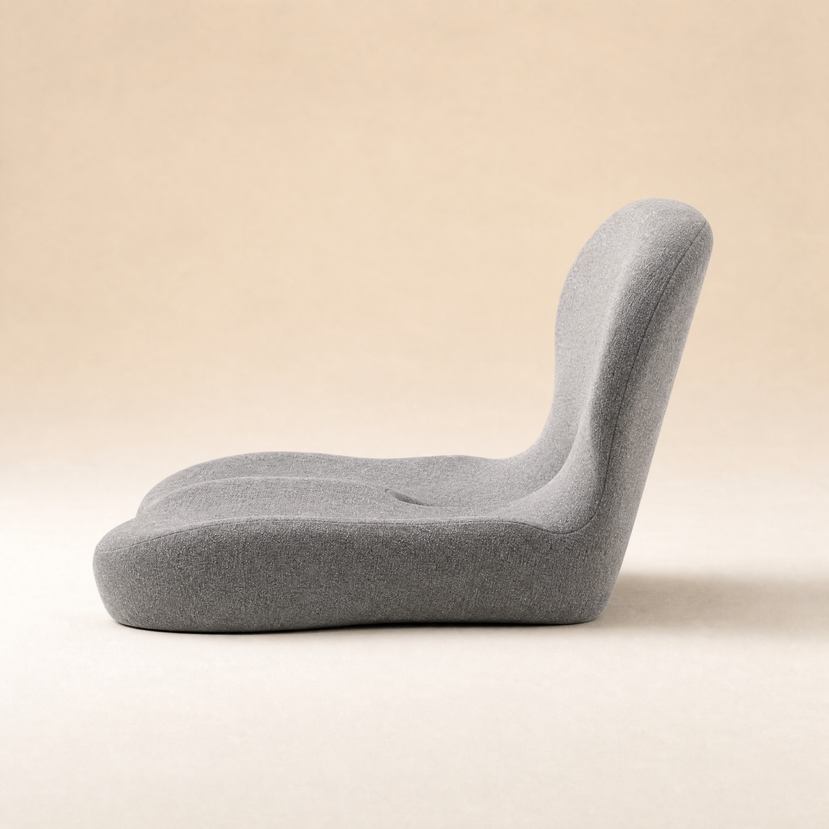 Side profile of the Serenzo Atlas showing its thickness and the curve of the raised back
